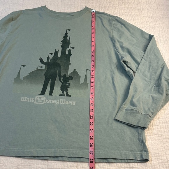 Disney XL Sage Green Wold Partners Statue Soft Cotton - Picture 3 of 5